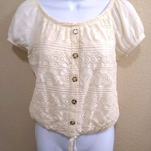 Cute cream color top.